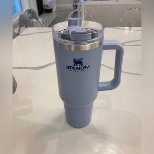 Stanley Cornflower Adventure Quencher 40 oz